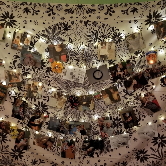 Artistic Boho VSCO Wall Tapestry Daisy Medallion - Picture 5 of 7